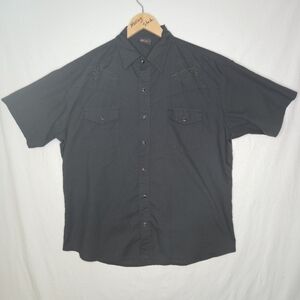 Rock Steady Men's Black Embroidered Short Sleeved Shirt Size Large